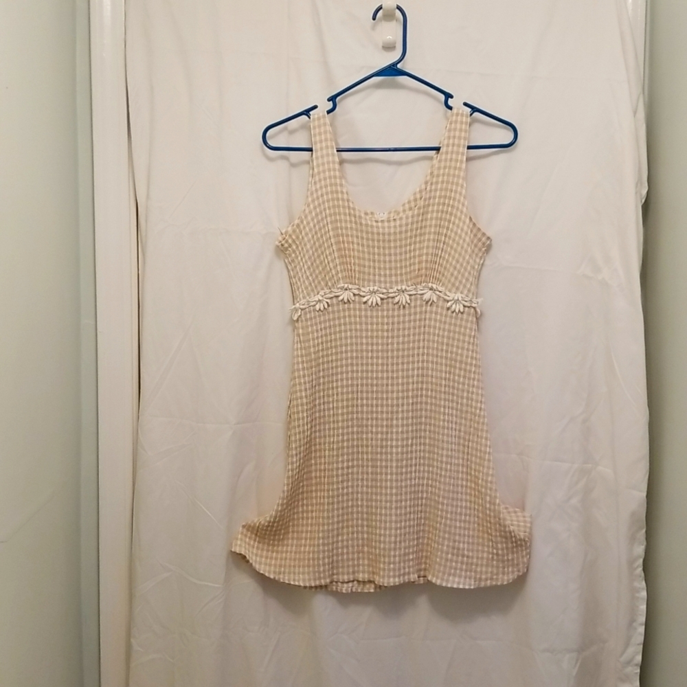 Tan & white check mini dress - size 6